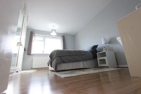 2 Bed Flat, Beaufort Court, N11 - Photo 5