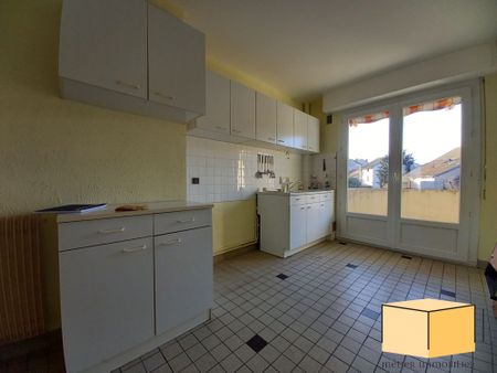Location Appartement 3 pièces 76m² BELLEY 01300 - Photo 2