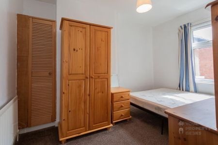 Room 2, 156 Dunluce Avenue, Belfast, BT9 7AZ - Photo 4