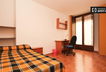 granada, Andalusia 18002