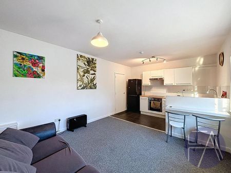 1 bedroom flat to rent - Photo 2