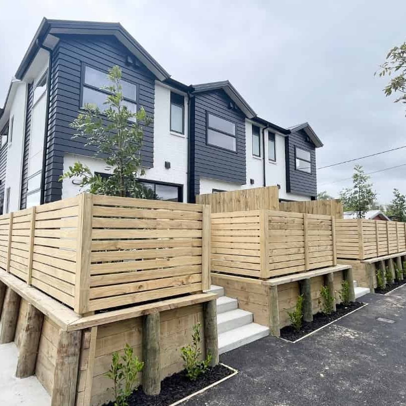 Brand New Home in a Quiet Chartwell Street - Photo 1