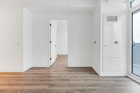 For Lease - 8 Interchange Way Unit# 5501, Vaughan, Ontario - Photo 3