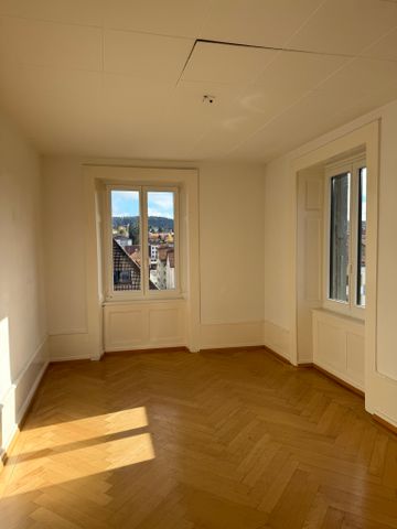 **À louer : Appartement 3 pièces au 3ème étage – Rue des Fleurs 24, La Chaux-de-Fonds** - Photo 2