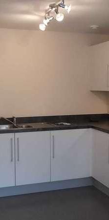 Addlestone/chertsey, KT15 - Photo 1