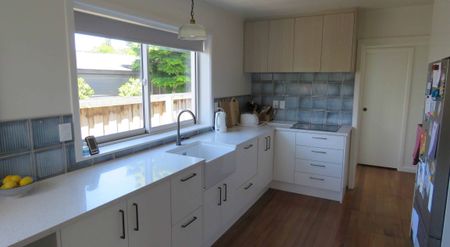 Well-Appointed Family Home - Photo 4