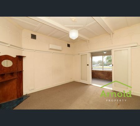 134 Gordon Avenue, Hamilton South, NSW 2303 - Photo 4