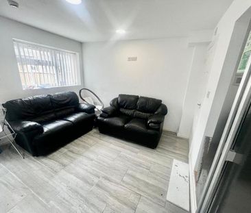 1 bedroom in a house share to rent - Photo 6