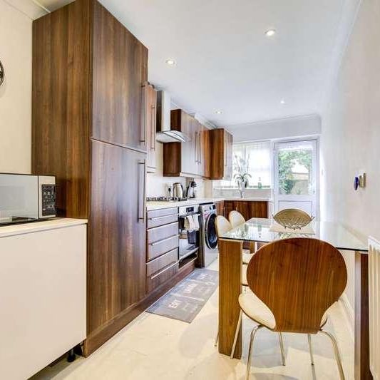 Harwood Road, Fulham, SW6 - Photo 1