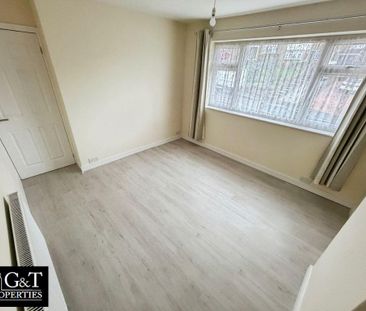 3 bedroom semi-detached house to rent - Photo 6