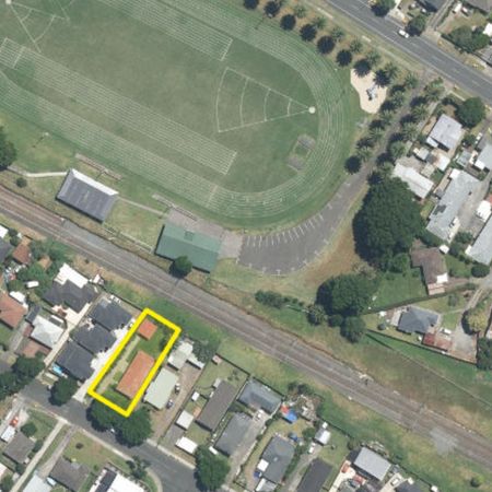 MANUREWA, 3 BEDROOMS - Photo 4