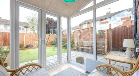 3 bedroom semi-detached house to rent - Photo 2