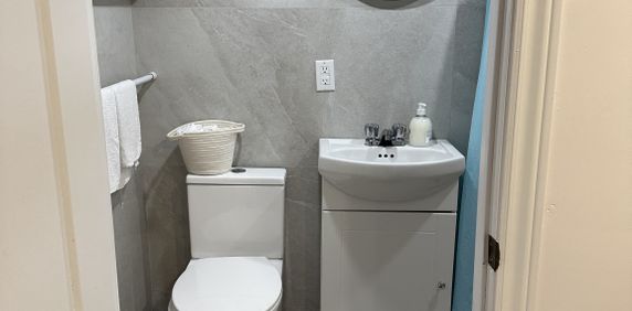 Magnifique 3 1/2 à Bois-des-Filion - Photo 2