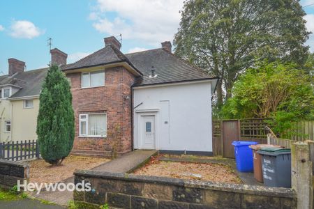 3 bed semi-detached house to rent in Keelings Drive, Trent Vale, Newcastle-under-Lyme - Photo 5