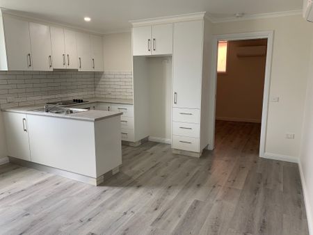 Low Maintenance Unit - Photo 3