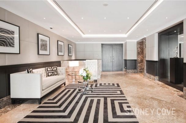 TWO BEDROOM APARTMENT WITH STUNNING VIEWS | Furnished - Photo 1