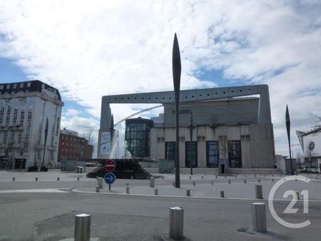 Location Appartement 2 pièces 41m² MONTIGNY LE BRETONNEUX 78180 - Photo 5