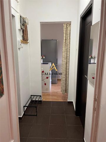 Garsoniera de inchiriat in Ploiesti, zona Sud - Fotografie 5