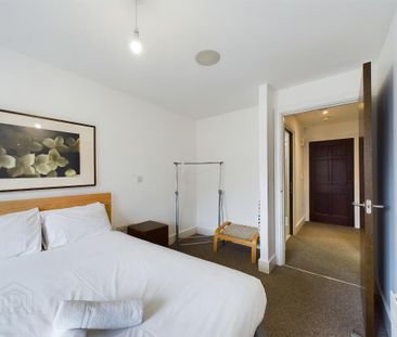 Apt 59 Custom House Square, 4 Ulster Street, Belfast, BT1 3EW - Photo 5