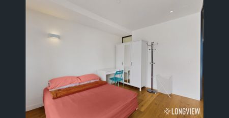 The Heart of Carlton with City Views - Photo 3