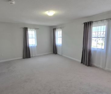 For Lease - 112 Village Gate Drive, Wasaga Beach, Ontario - Photo 5