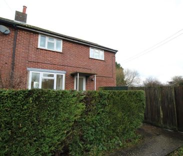 3 bedroom semi-detached house to rent - Photo 2