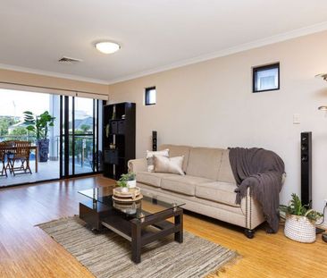 4/1 Braid Street, Perth, WA 6000 - Photo 2