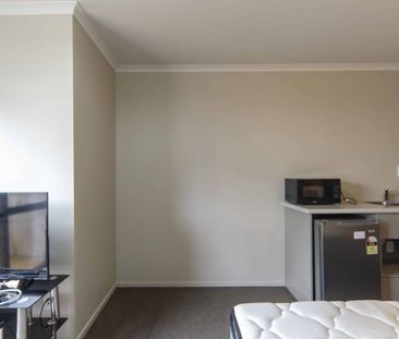 Tidy Studio Unit - Photo 3