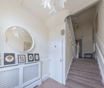 Fortess Road, London - Photo 4