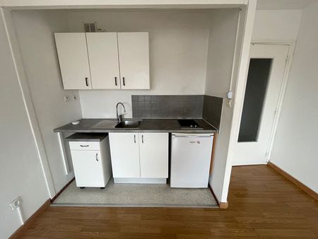 Location Appartement 1 pièce 33m² LILLE 59000 - Photo 5