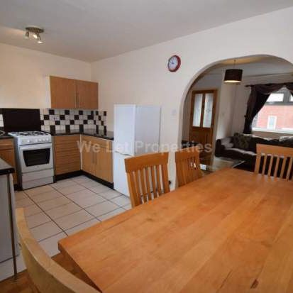 2 bedroom property to rent in Manchester - Photo 1