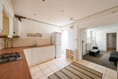 Albert Road, Silvertown, E16 - Photo 5