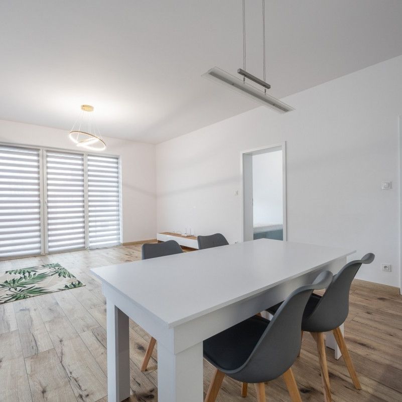 Świetna nieruchomość do wynajmu na Wawrze - Photo 1