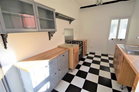 3 bedroom terraced house to rent - Photo 5