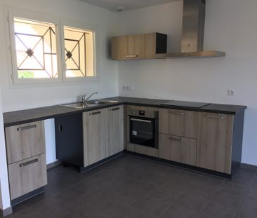 Location Maison 4 pièces 97m² ST ANDRE DE CUBZAC 33240 - Photo 2