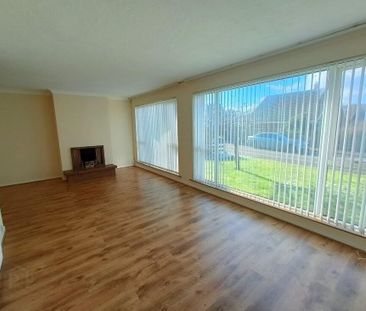 9 Pinehill Crescent, Bangor, BT19 6SF - Photo 2