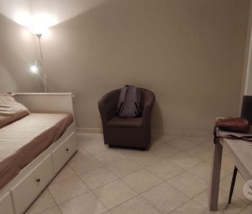 Privato affitta monolocale - Photo 4