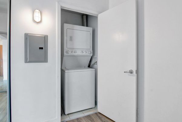 For Lease - 33 Lombard Street Unit# 2001, Toronto, Ontario - Photo 1