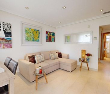 Casa o chalet de alquiler en Avenida Costa Blanca, Los Arenales del... - Photo 3