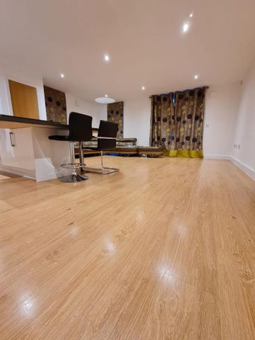 2 bedroom apartment to rent - Photo 5