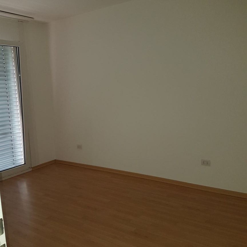2.5 Zimmer, 1. Stock - Photo 1