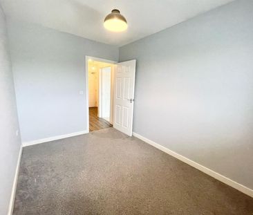 Whitney Crescent, Weston-Super-Mare - Photo 1