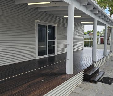 Parmelia Lease: 2-Bed Home, A/C, Deck, Secure Parking, Available Ma... - Photo 5