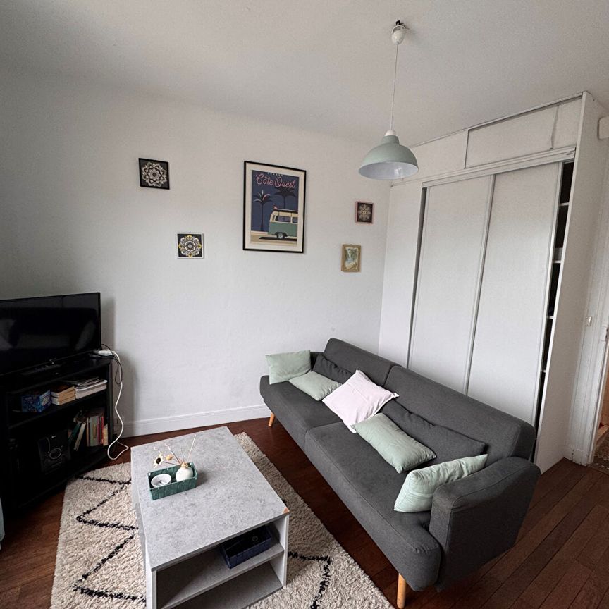 Location Appartement 2 pièces 42m² - Photo 1