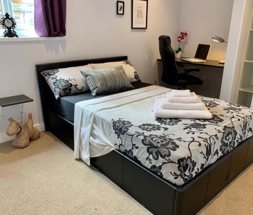 Eastcott Road, Swindon - Photo 6