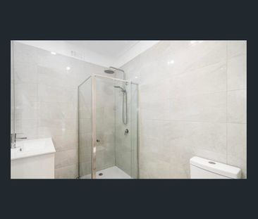 Spacious Three Bedroom Home with Alfresco - Photo 5