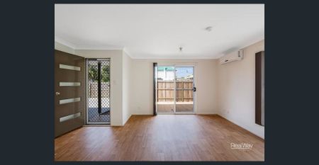 Private, Low Maintenance Two Bedroom Unit In Newtown - Photo 2