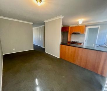 Street Facing Townhouse!! - Photo 4