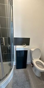 Room in a Shared House, Forburg Road, N16 - Photo 4