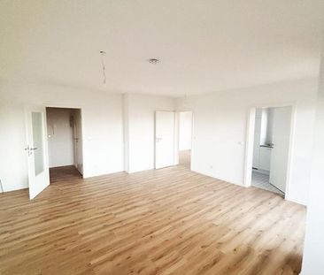 Neu renovierte 2 Zimmer Wohnung mit Loggia in Filderstadt - Photo 4